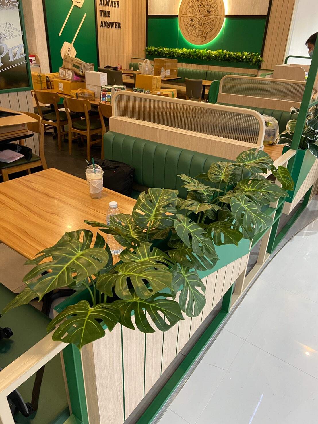 LINE_ALBUM_The pizza company สาขา robinson ระยอง_220304_14