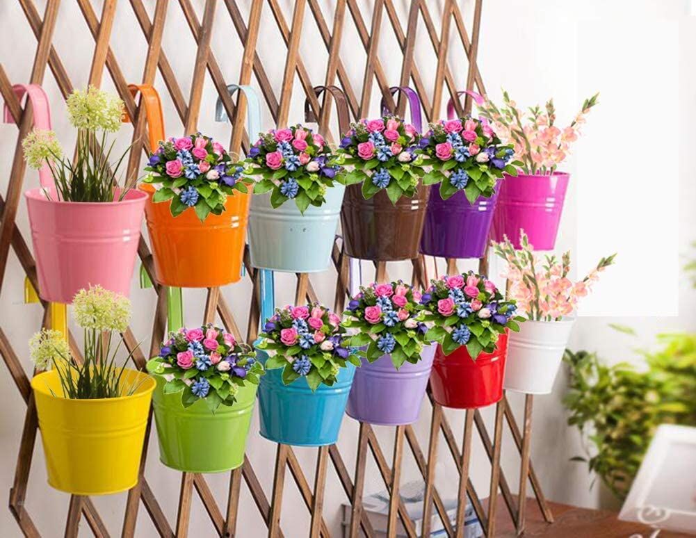 ไอเดียแต่งบ้าน ด้วยดอกไม้แขวนสวยๆ เพิ่มสีสันสดใสให้น่าอยู่