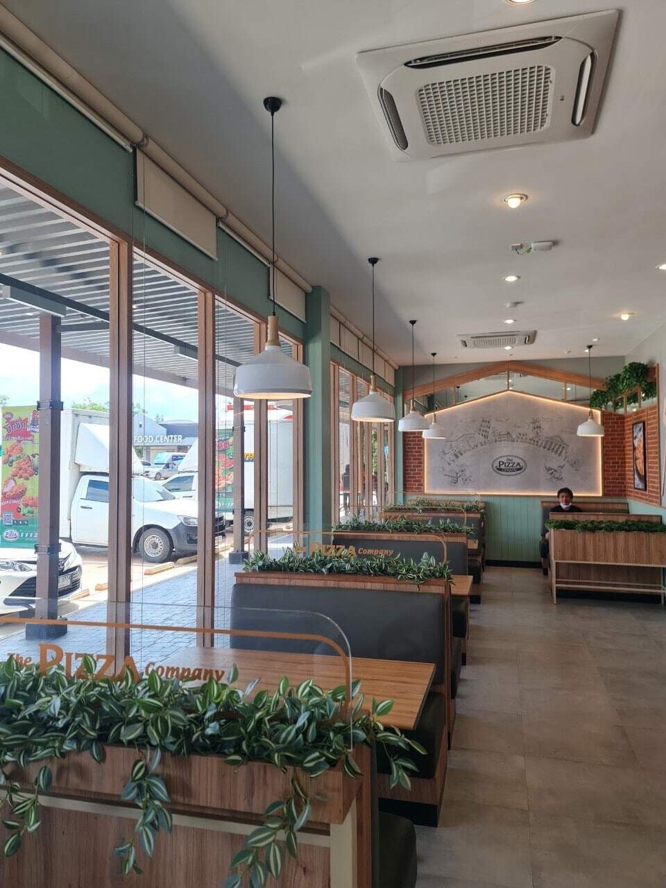 LINE_ALBUM_The pizza company hadyai_220530_1