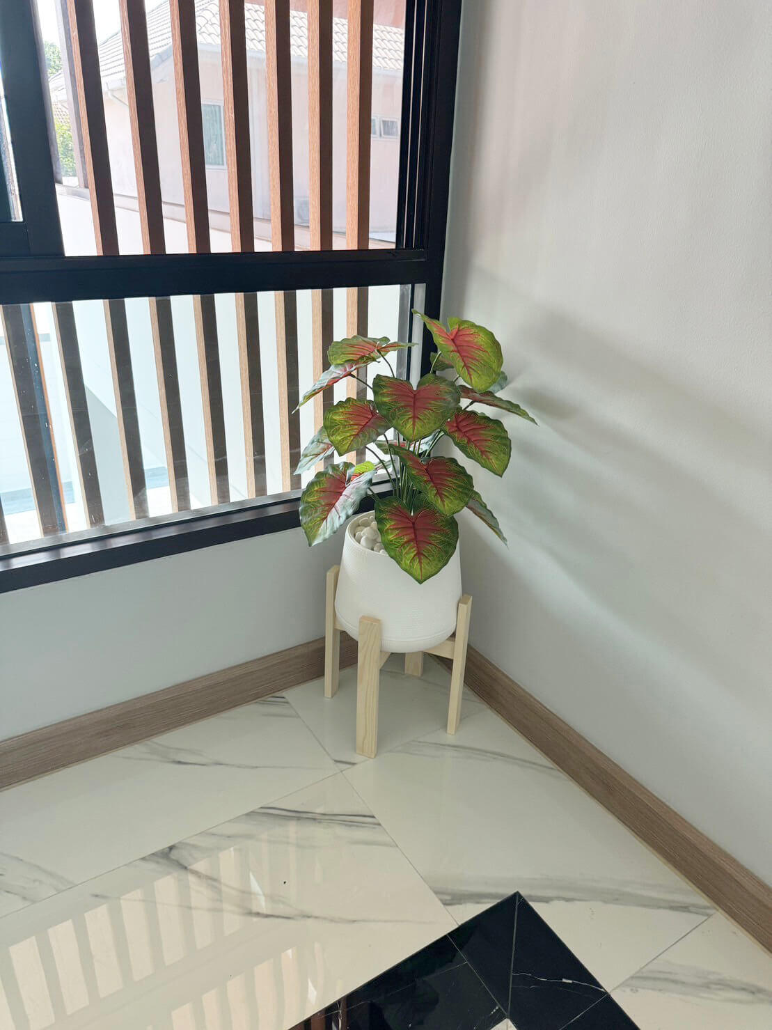 แต่งต้นไม้ปลอม-บริษัท ทีด้า เทค จำกัด (4)